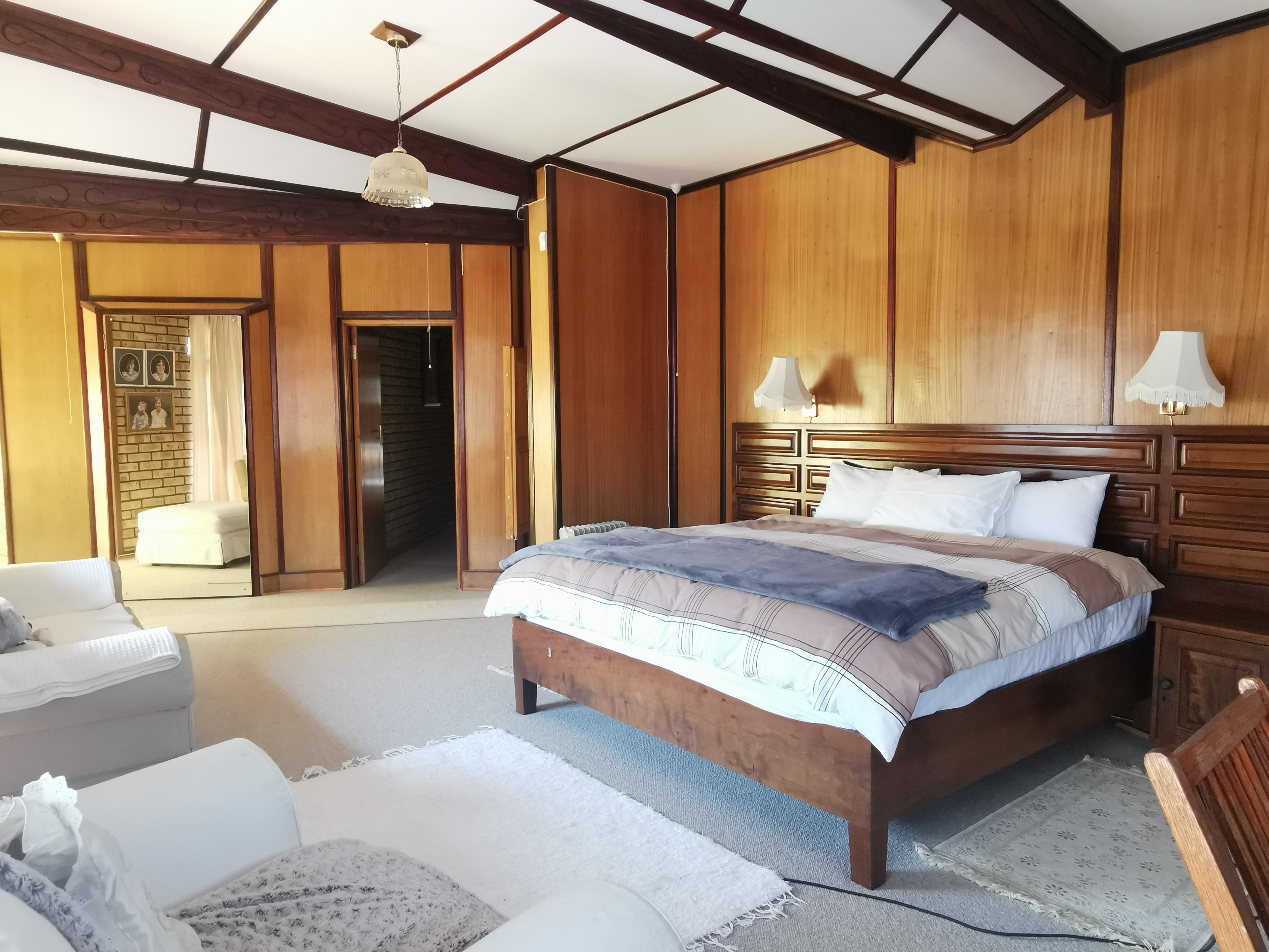 392m² EXCITING DIVERSE INCOME FARMING ACTIVITY IN TOURISM MECCA OF CLARENS, FREE STATE, SOUTH AFRICA