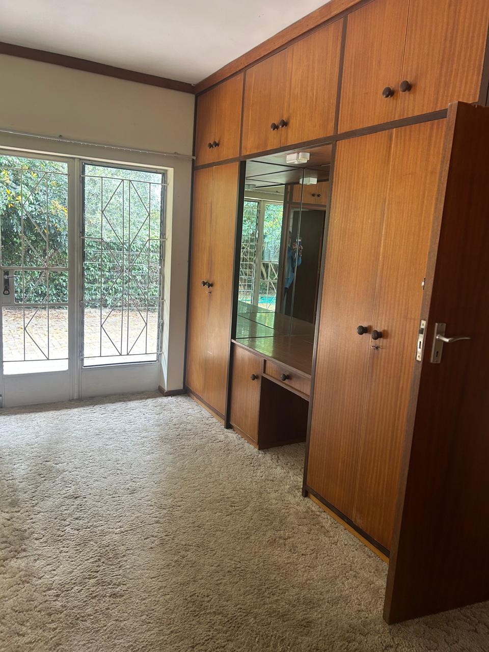 0m² Large family home to rent Short-term rental 4 months