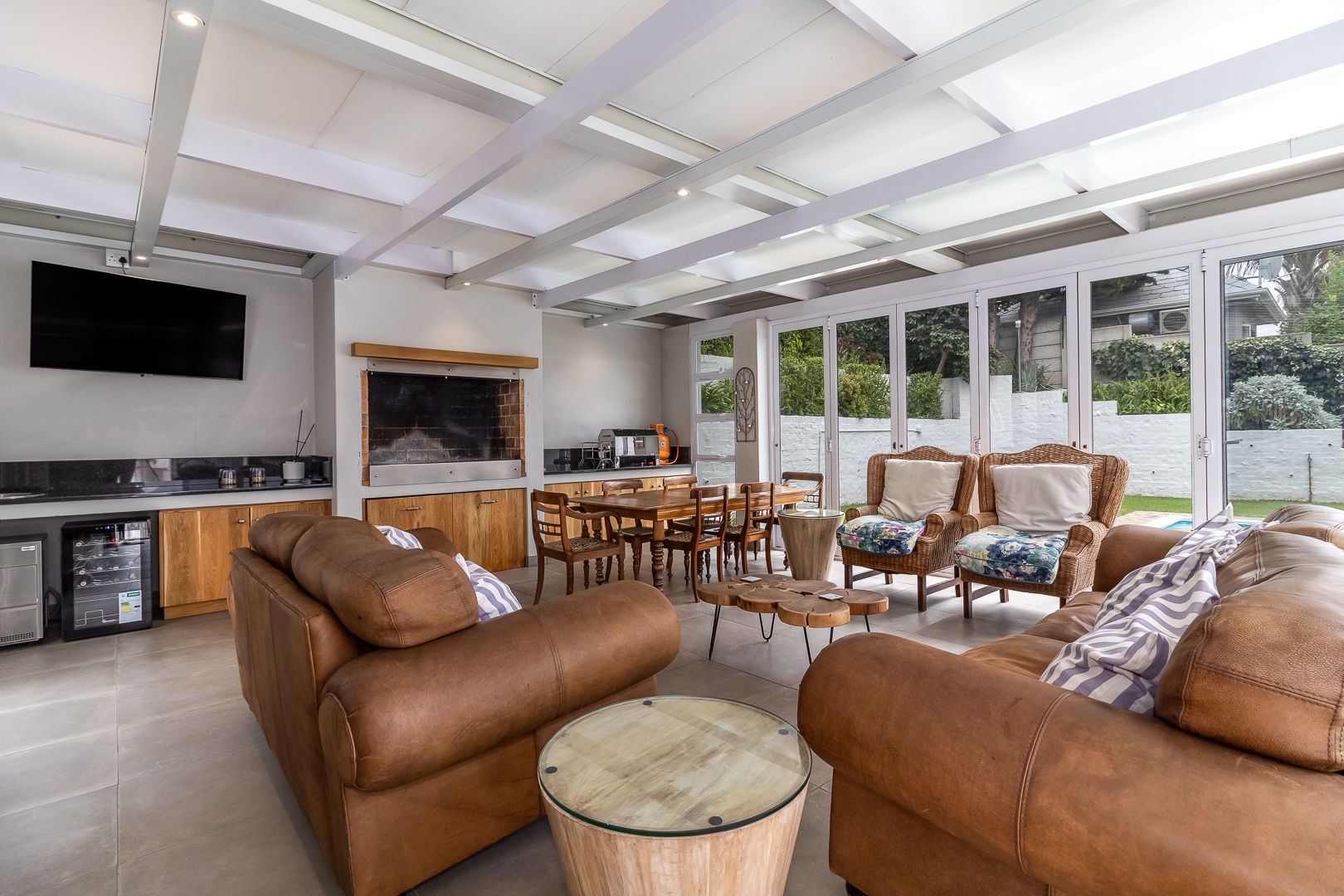 1159m² Exclusive Residence Offering Luxury, Security & Lifestyle