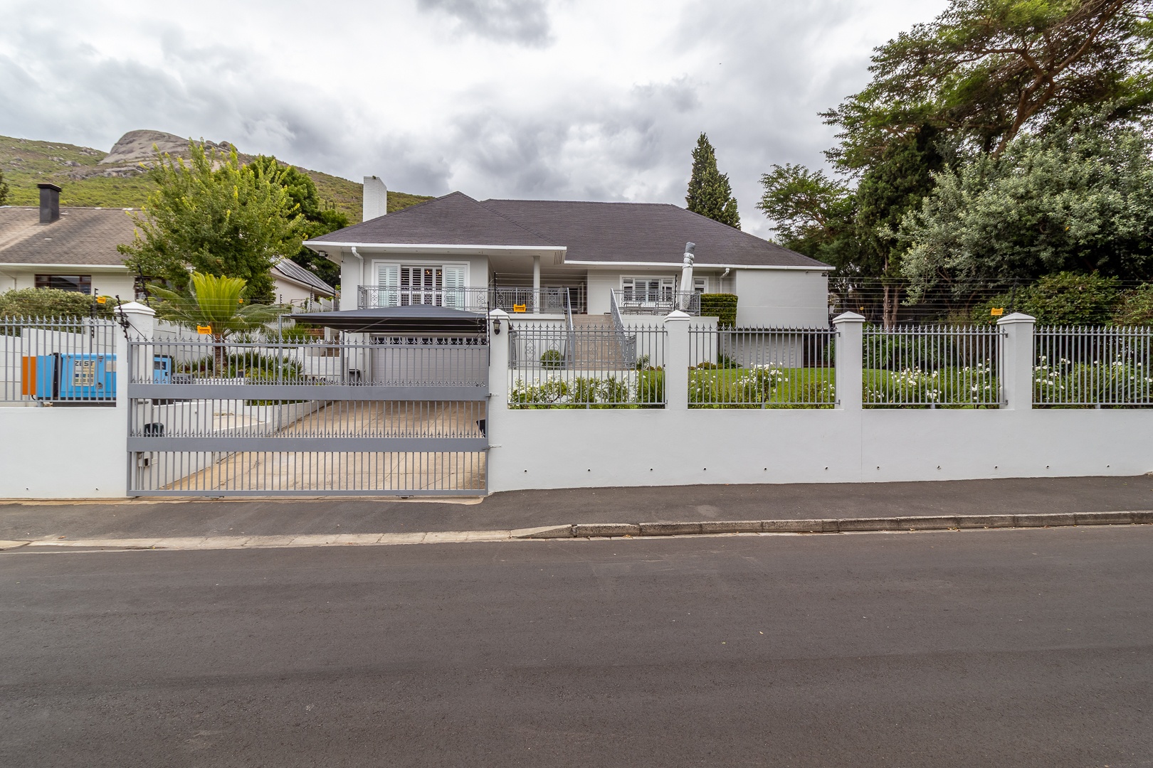 1159m² Exclusive Residence Offering Luxury, Security & Lifestyle