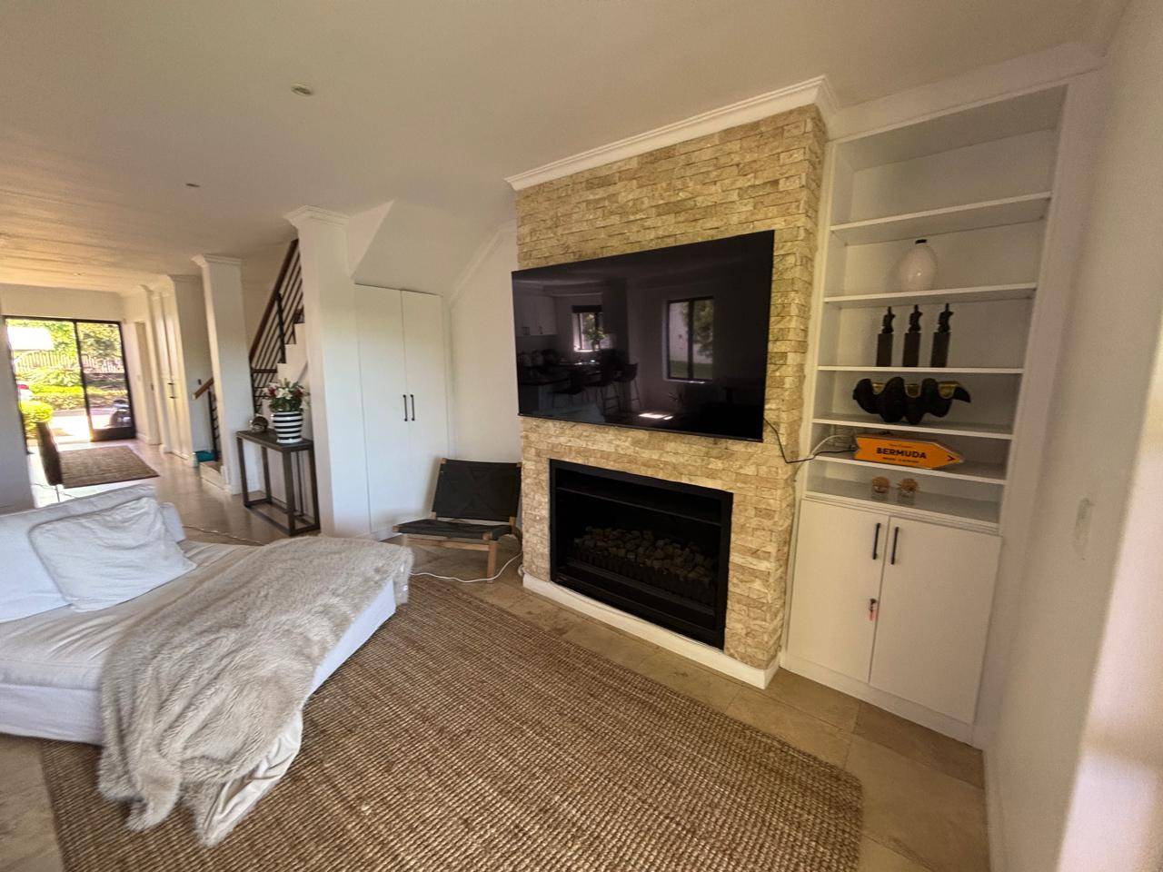 0m² 4-Bedroom Lodge | Pearl Valley