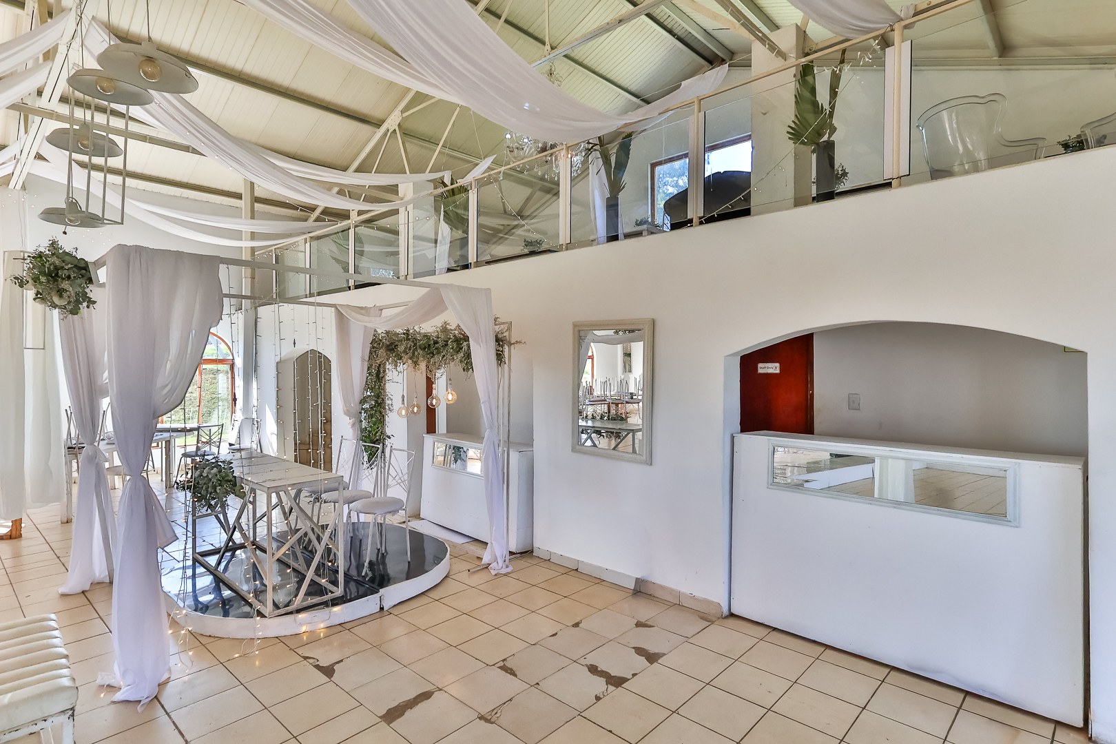 135261m² Opportunity to restore and reimagine a remarkable country estate in the heart of the Paarl