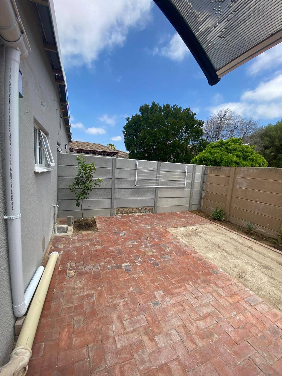 0m² Garden flat Unit available