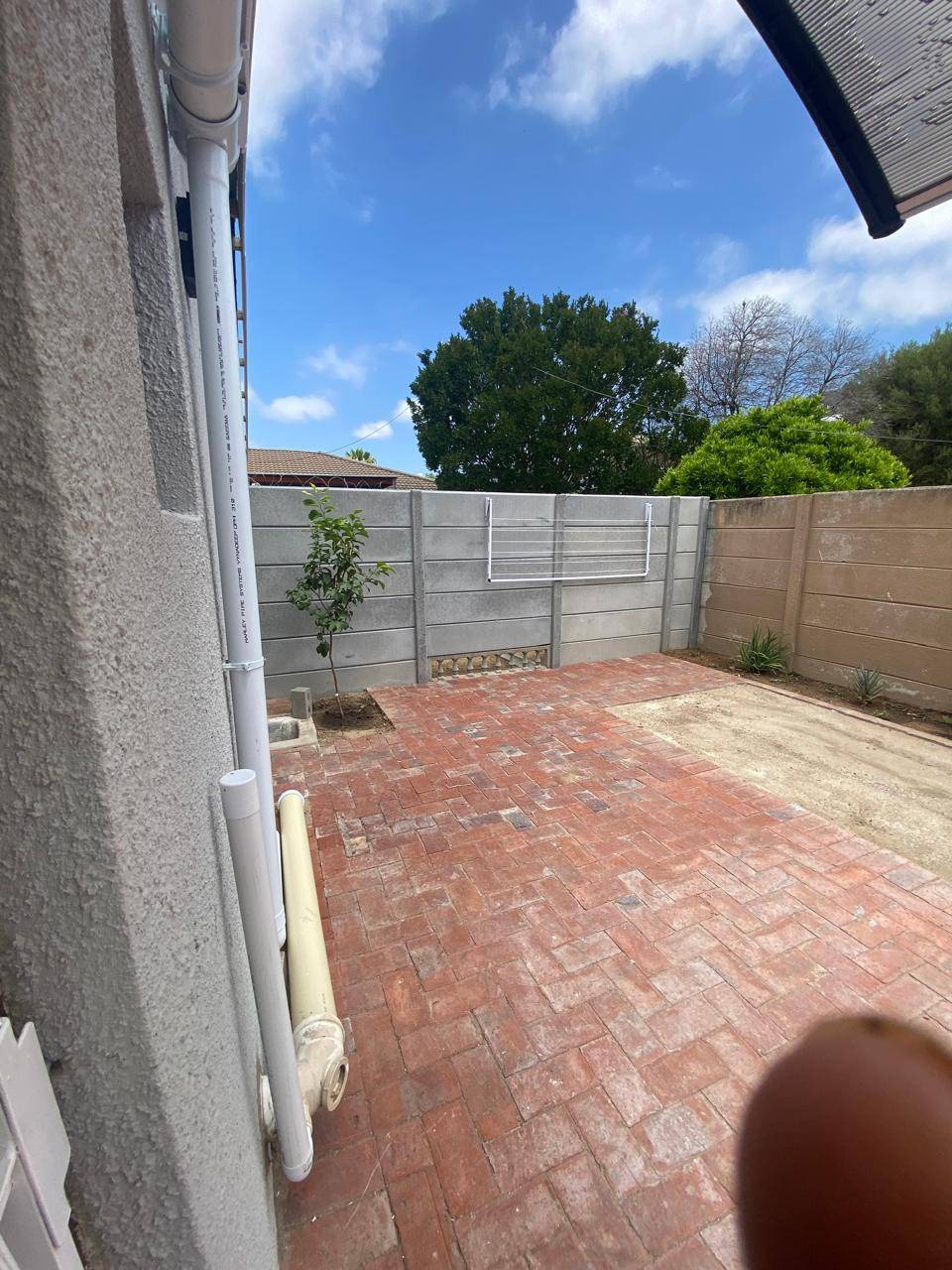 0m² Garden flat Unit available
