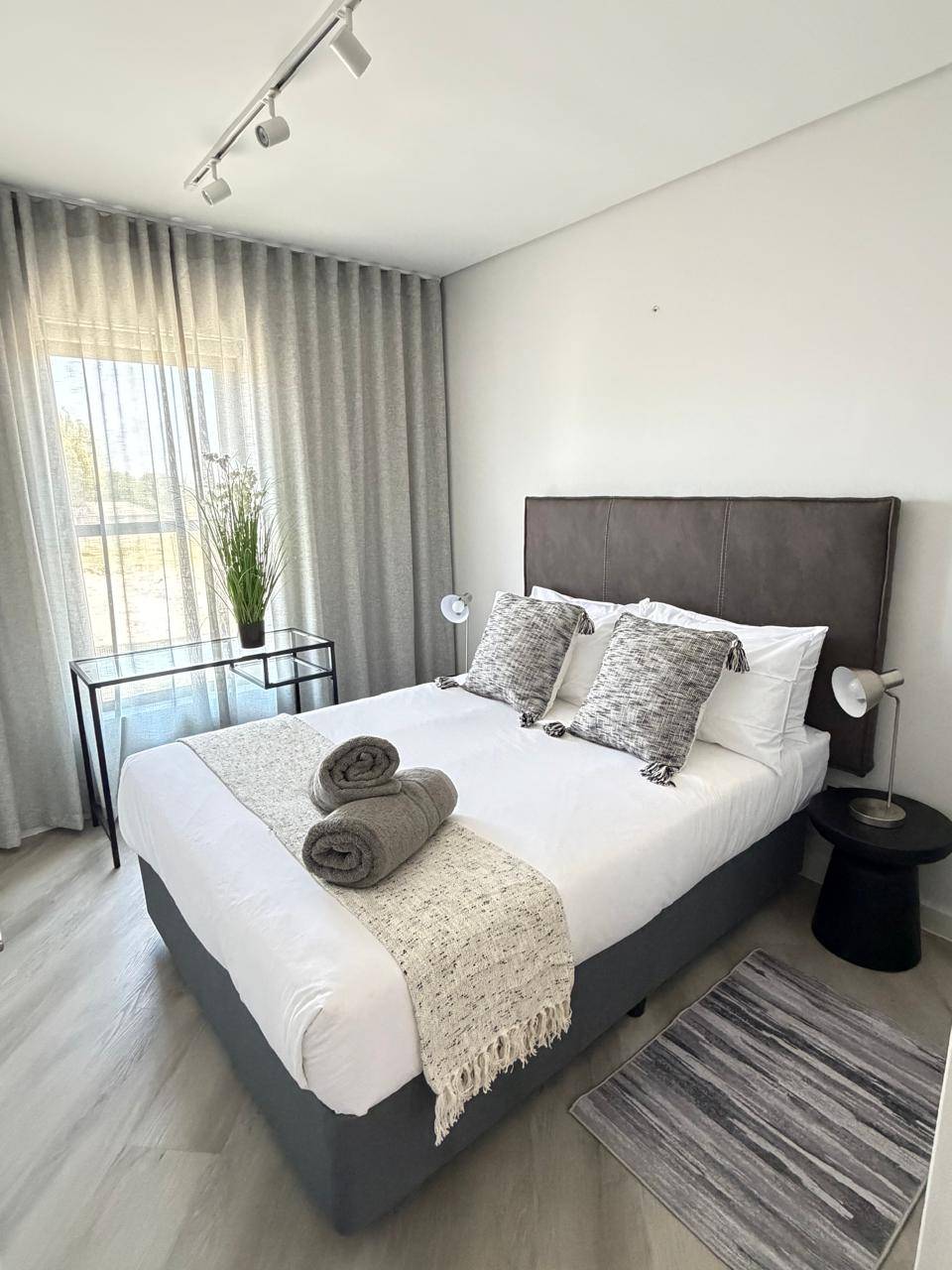 0m² Fully Furnished Investment Apartment with Storage Room in Sought After 2 on Tabak