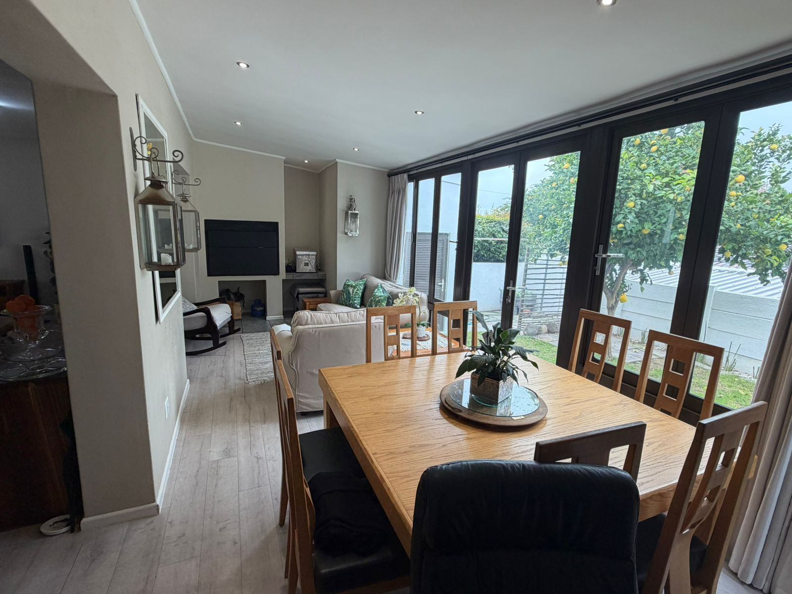 0m² Spacious 3-Bedroom Duplex to Rent in Secure Estate – Paarl South 