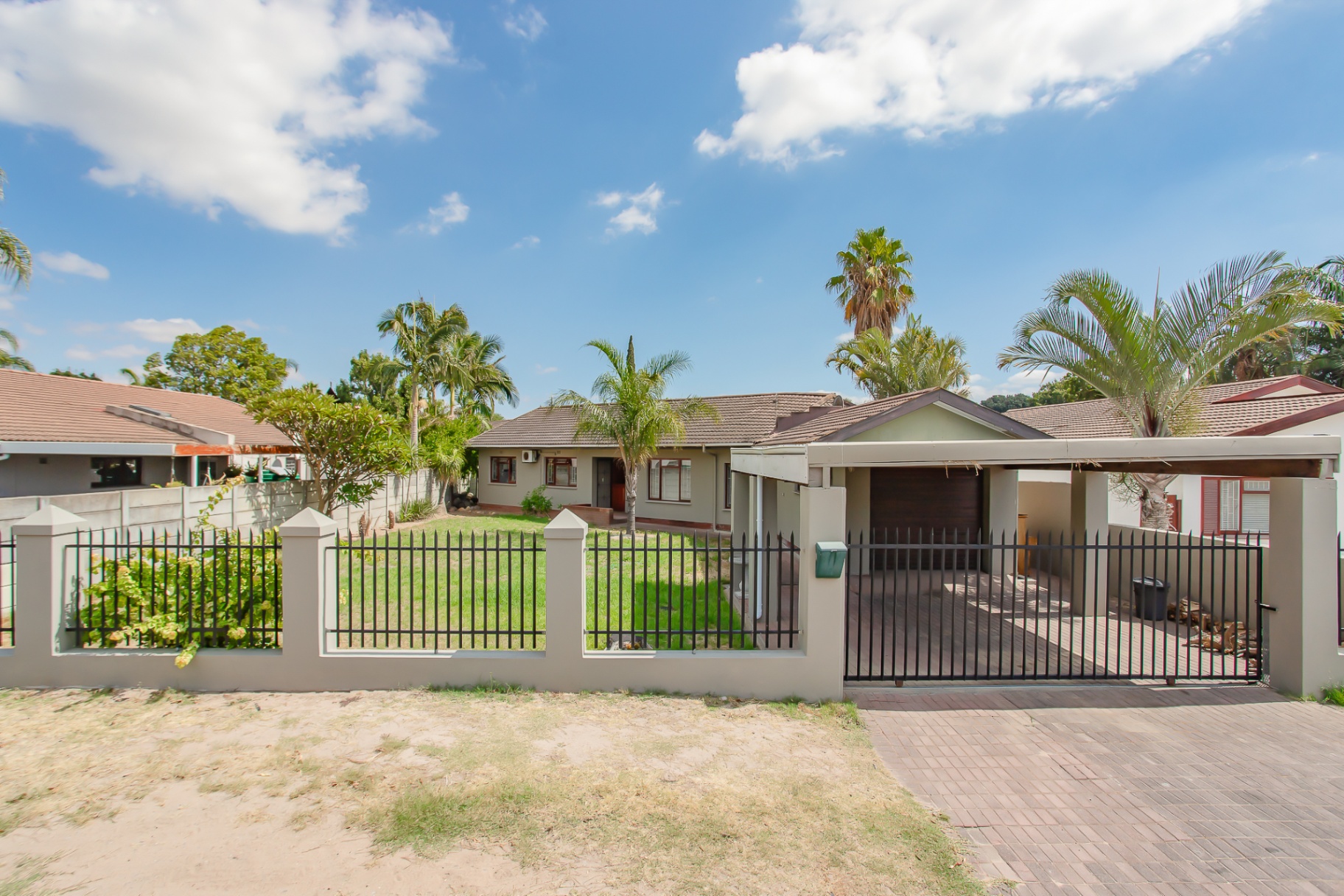 626m² Exclusive Sole Mandate! Exceptional Home in Northern Paarl. 