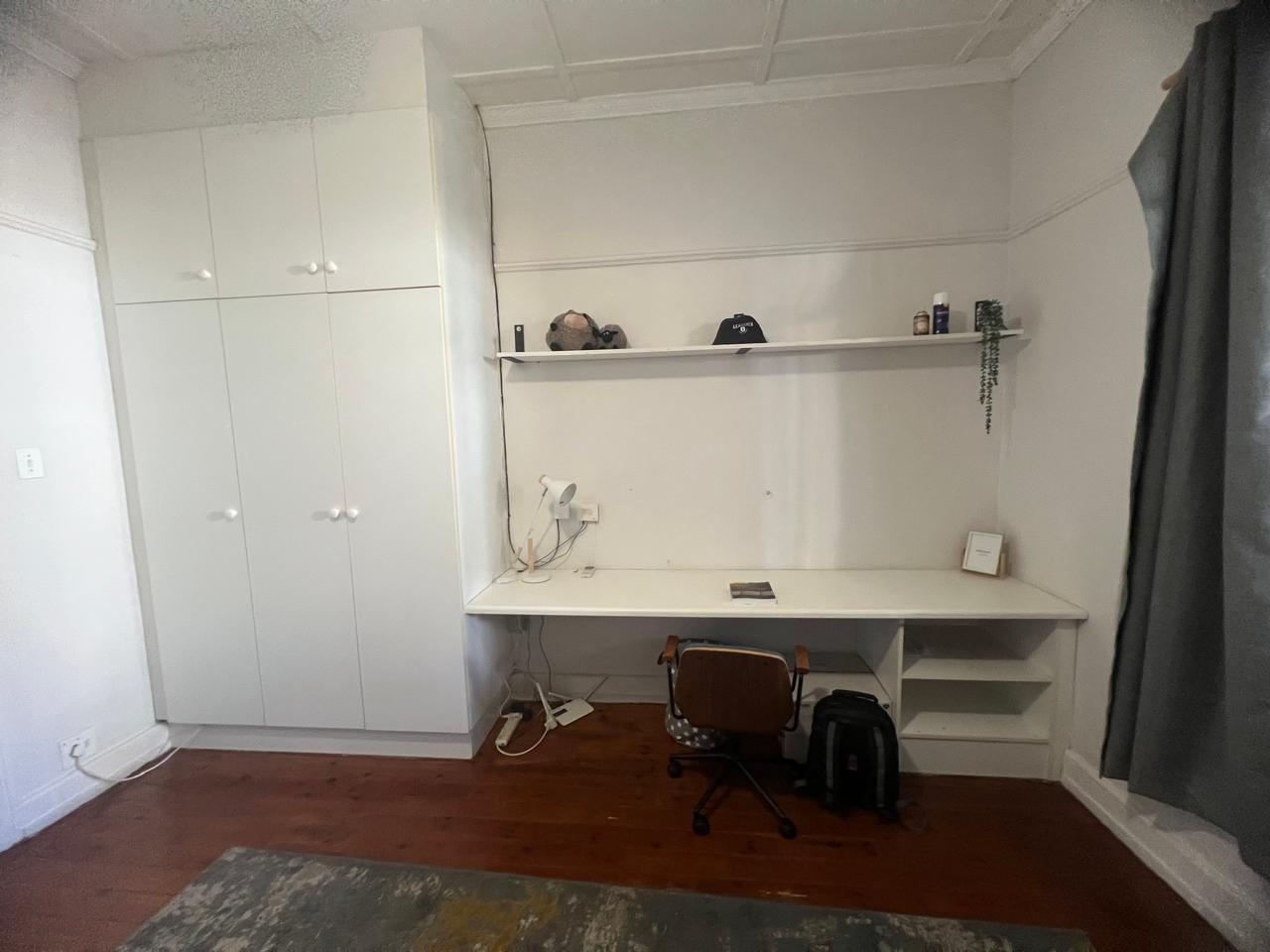 0m² Student accommodation - Only 1 shared room available - R 4900.00