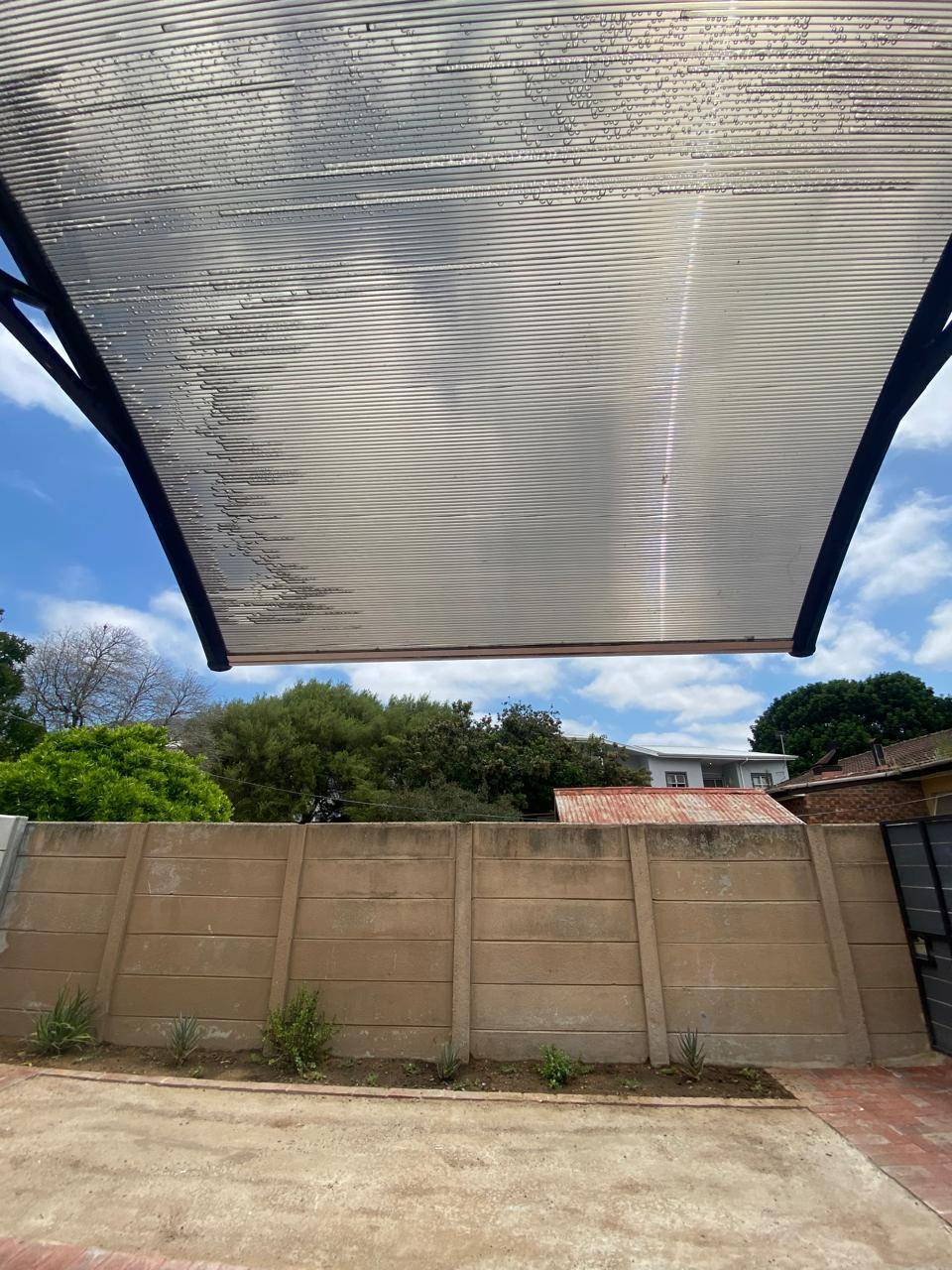 0m² Garden flat Unit available