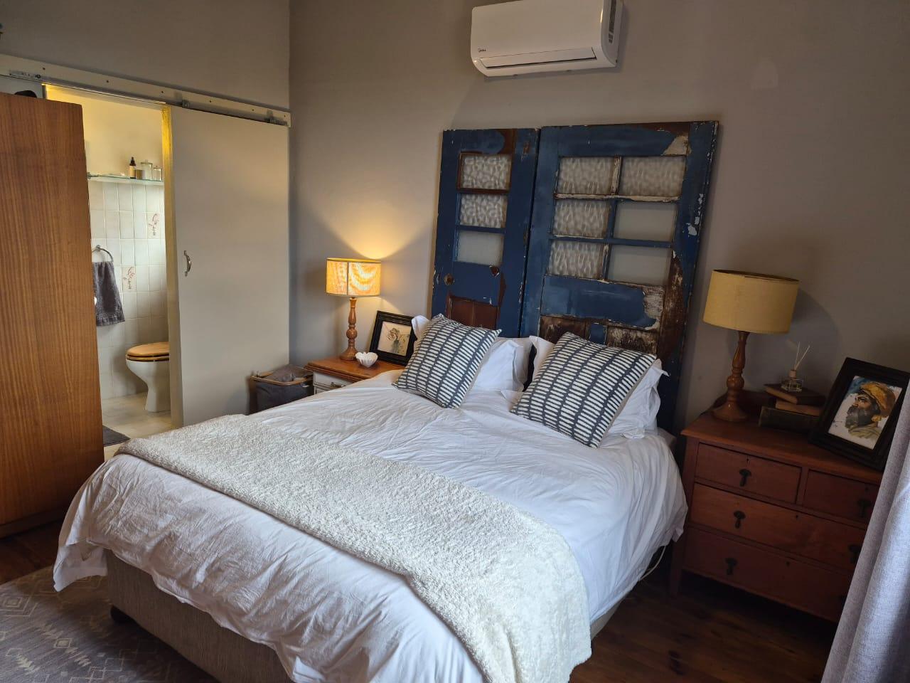 0m² We are excited to present this beautiful family home for rent in a highly sought-after location.