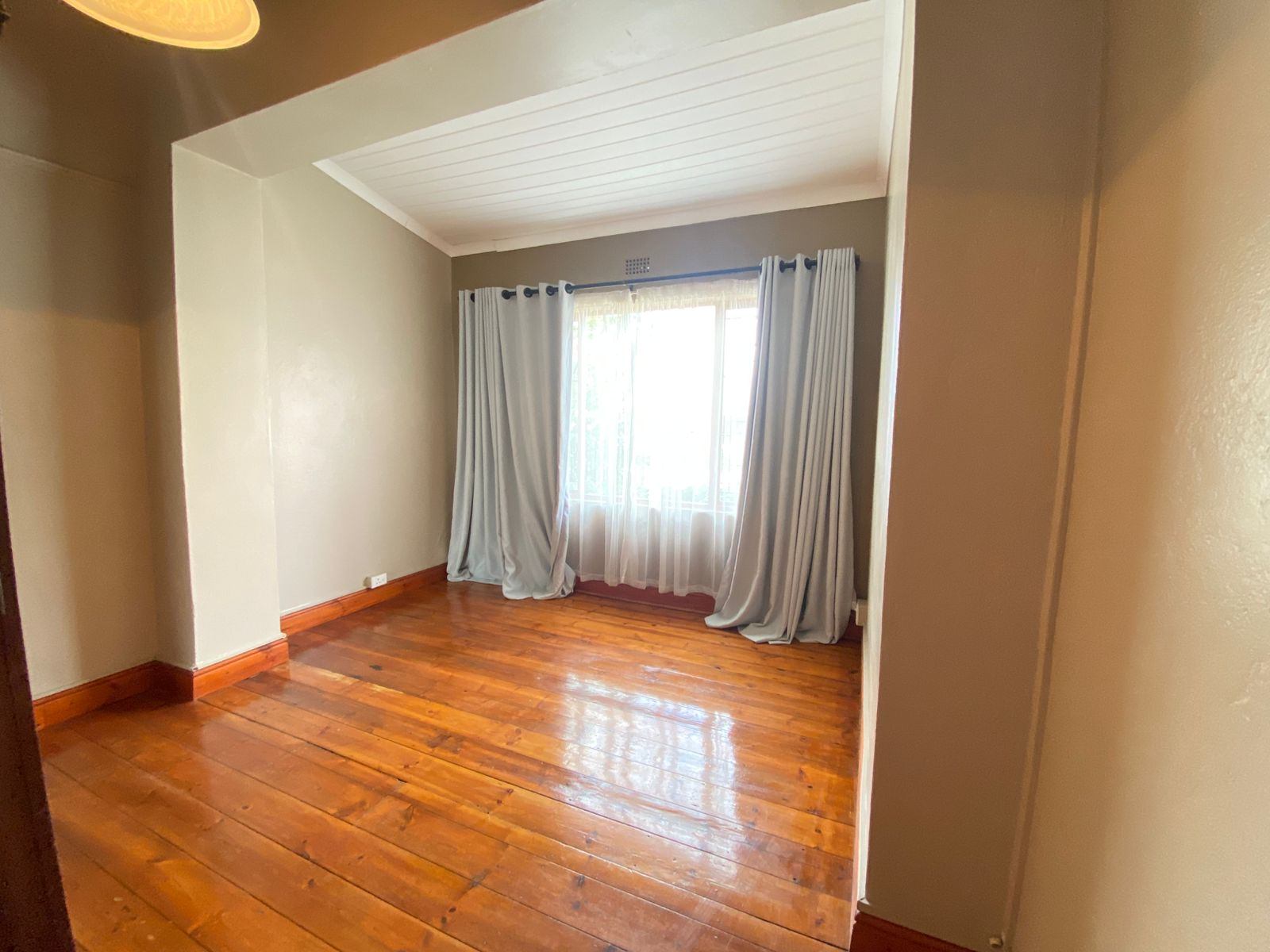 0m² 3 Bedroom Family Home to Rent in Lemoenkloof