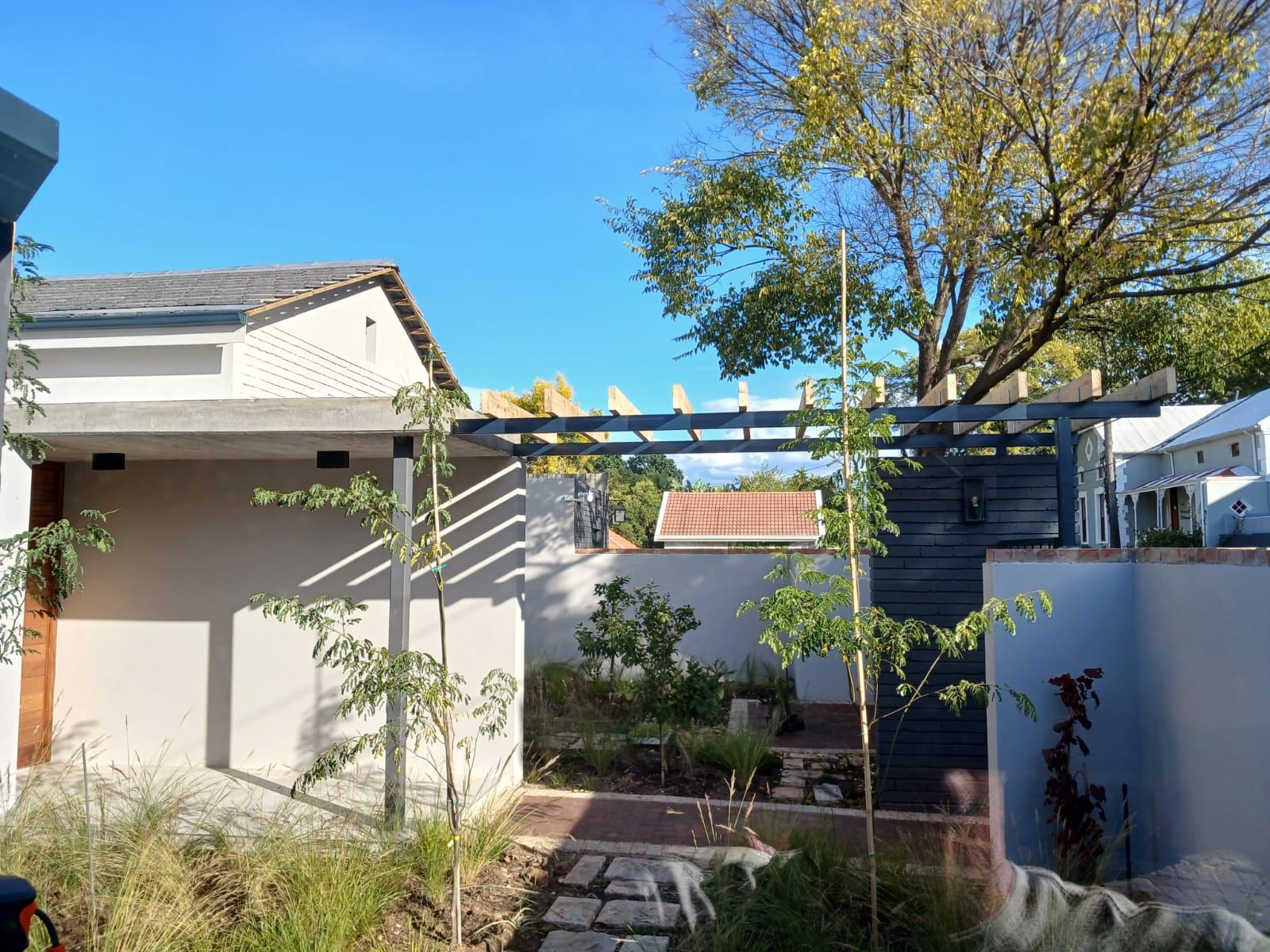 750m² Newly Renovated Double-Storey Family Home with Scenic Views – Sophisticated Living at Its Finest