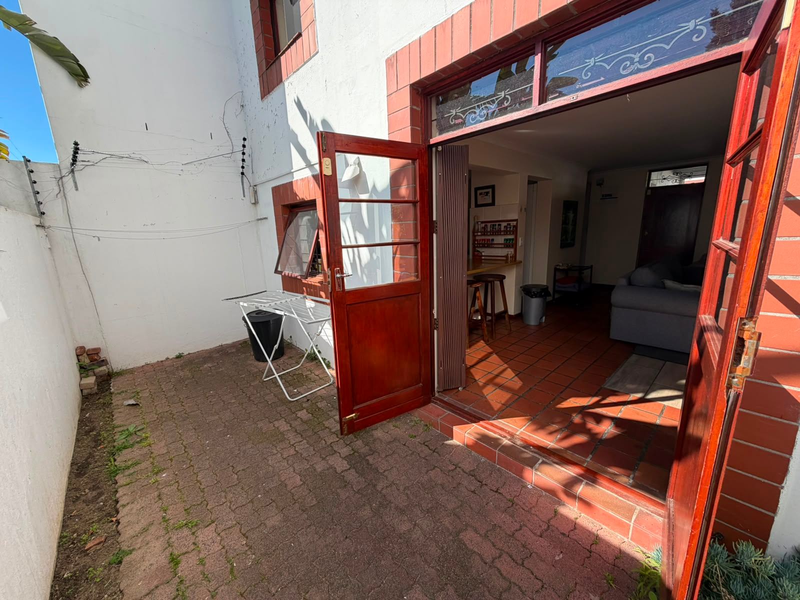 0m² 3-Bedroom Duplex Townhouse in Popular Estate