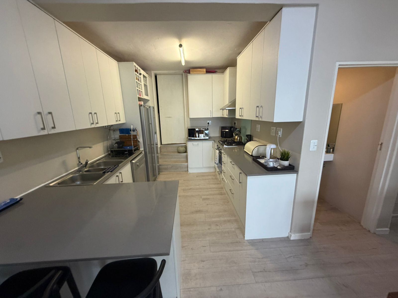 0m² Spacious 3-Bedroom Duplex to Rent in Secure Estate – Paarl South 