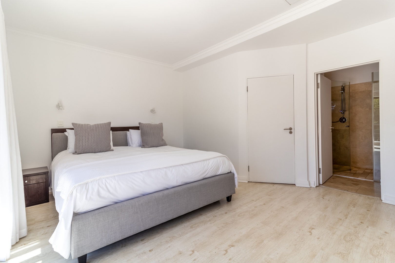 0m² 4-Bedroom Lodge | Pearl Valley