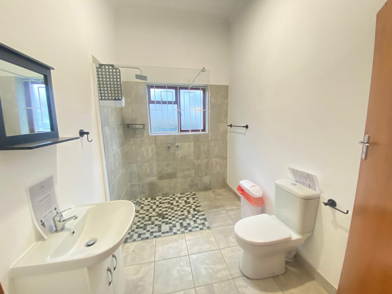 0m²  Prime Commercial Property to Let in Wellington