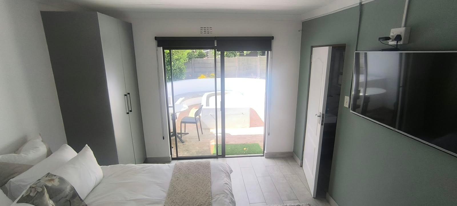 0m² Furnished Garden Cottage To Let