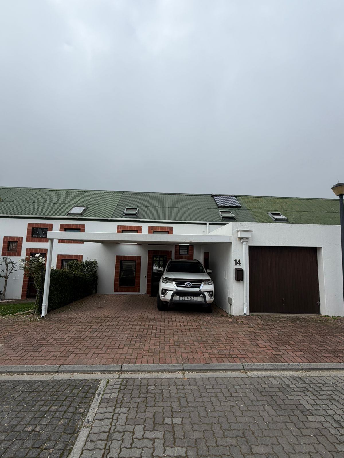 0m² Spacious 3-Bedroom Duplex to Rent in Secure Estate – Paarl South 