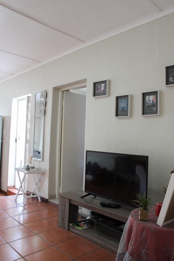 0m² 1-Bedroom Garden Cottage 