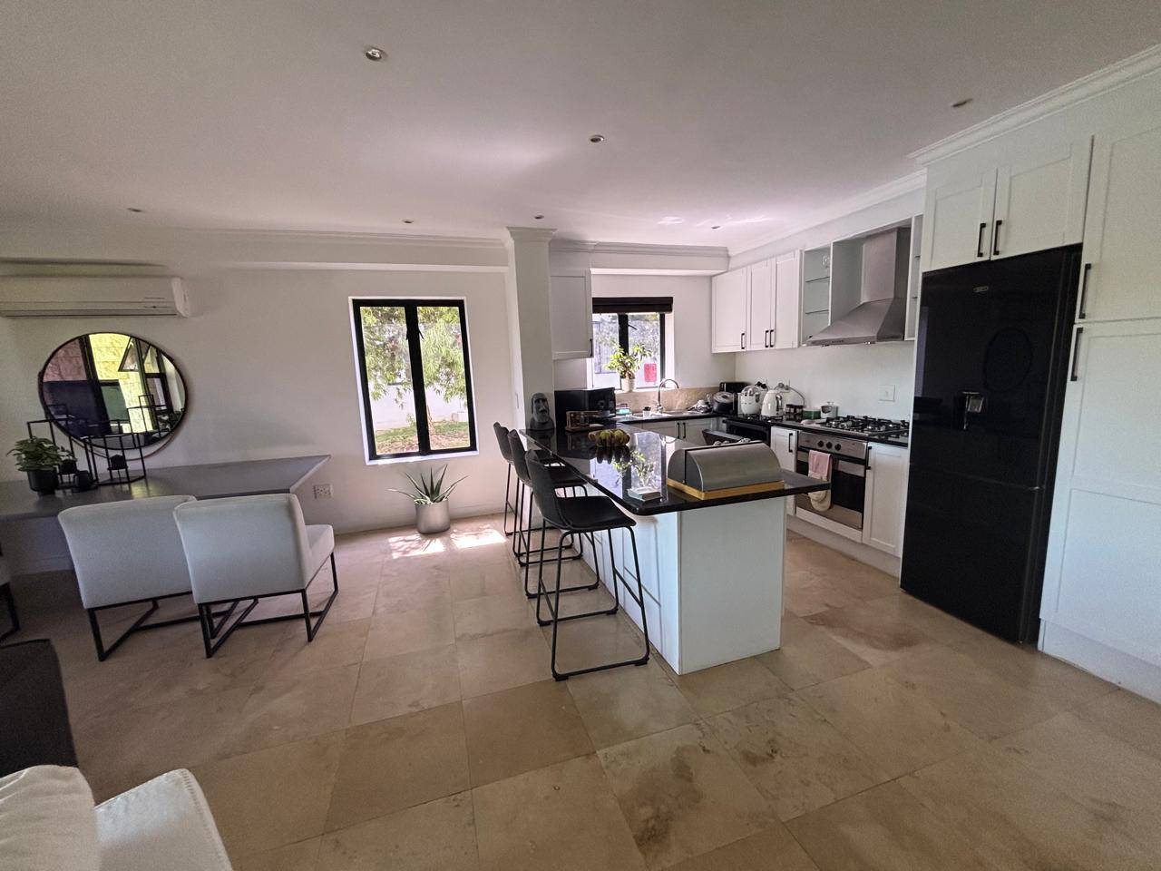 0m² 4-Bedroom Lodge | Pearl Valley