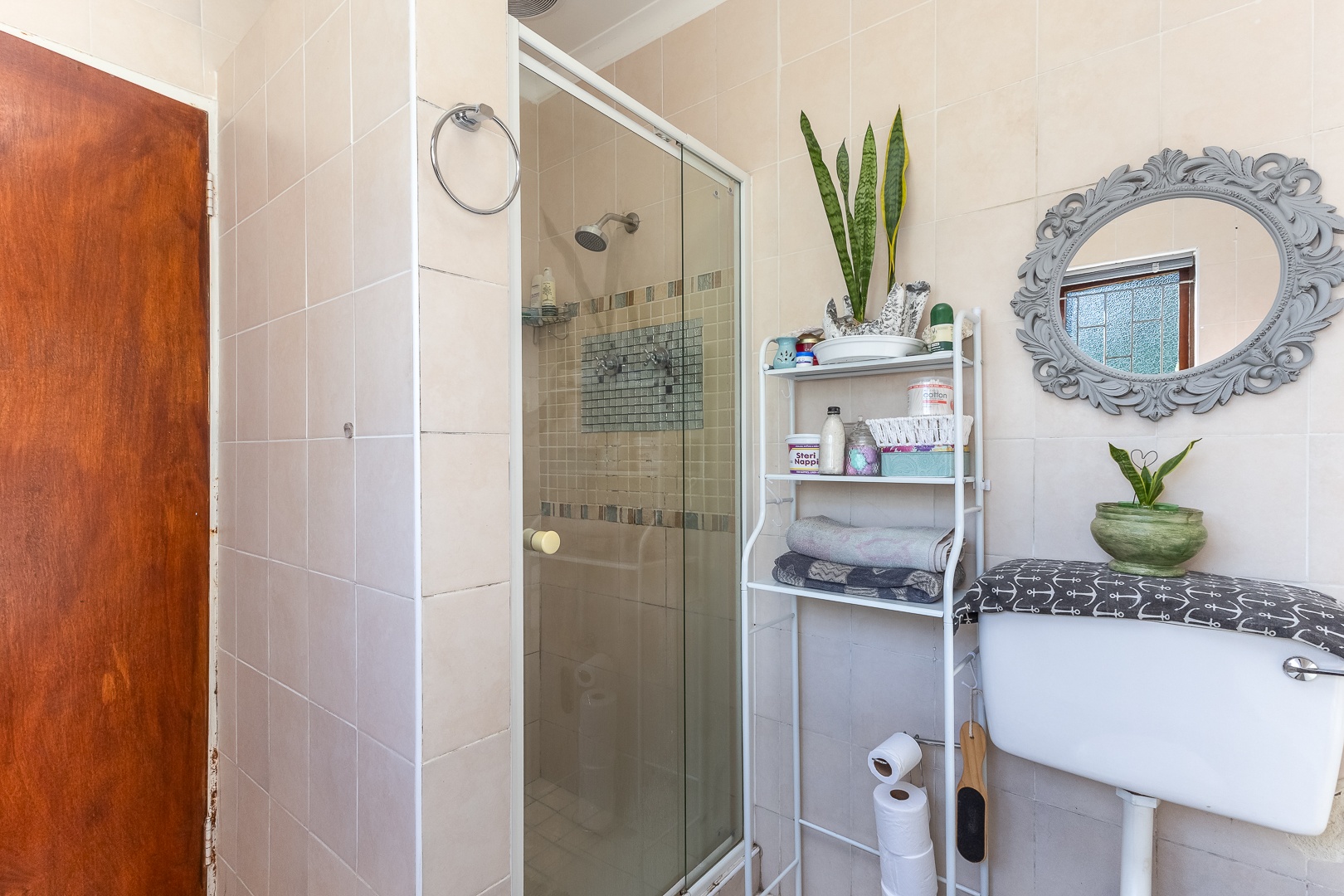 425m² Well-Located 3 Bedroom Corner Home in Paarl Central