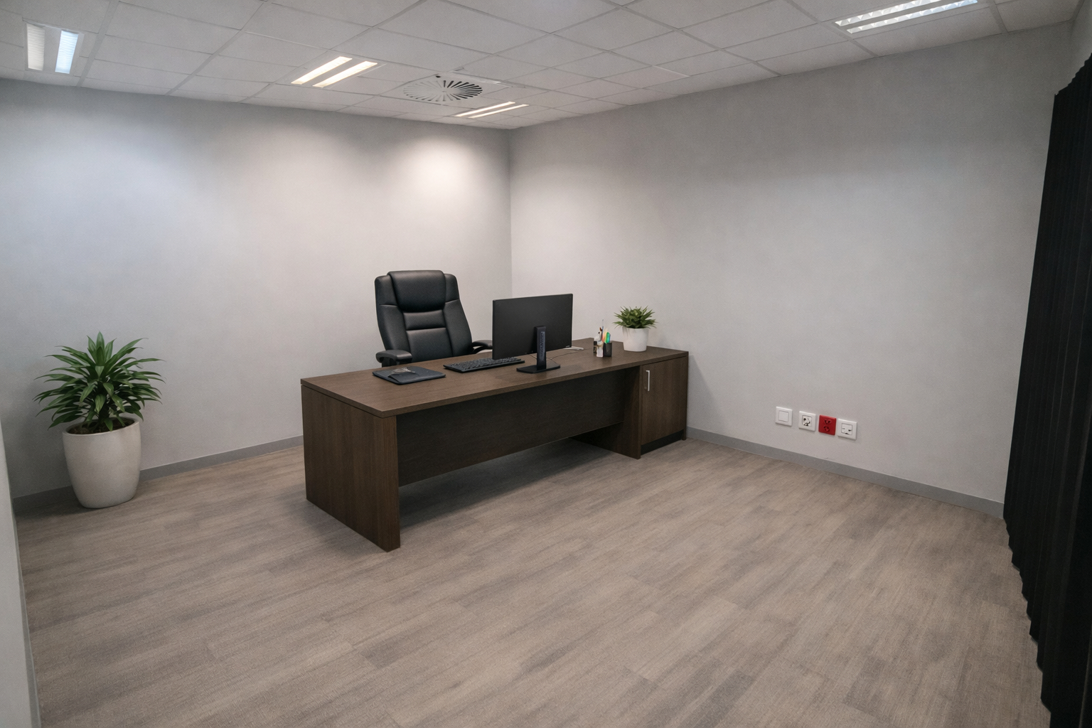 189m² Prime Butterworth Commercial: Your Business Awaits!
